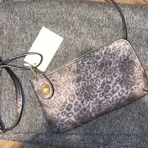 Women’s crossbody leopard purse